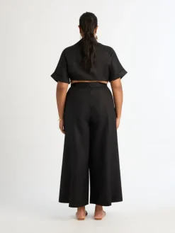 Woman SHEIKE Allure Linen Shirt