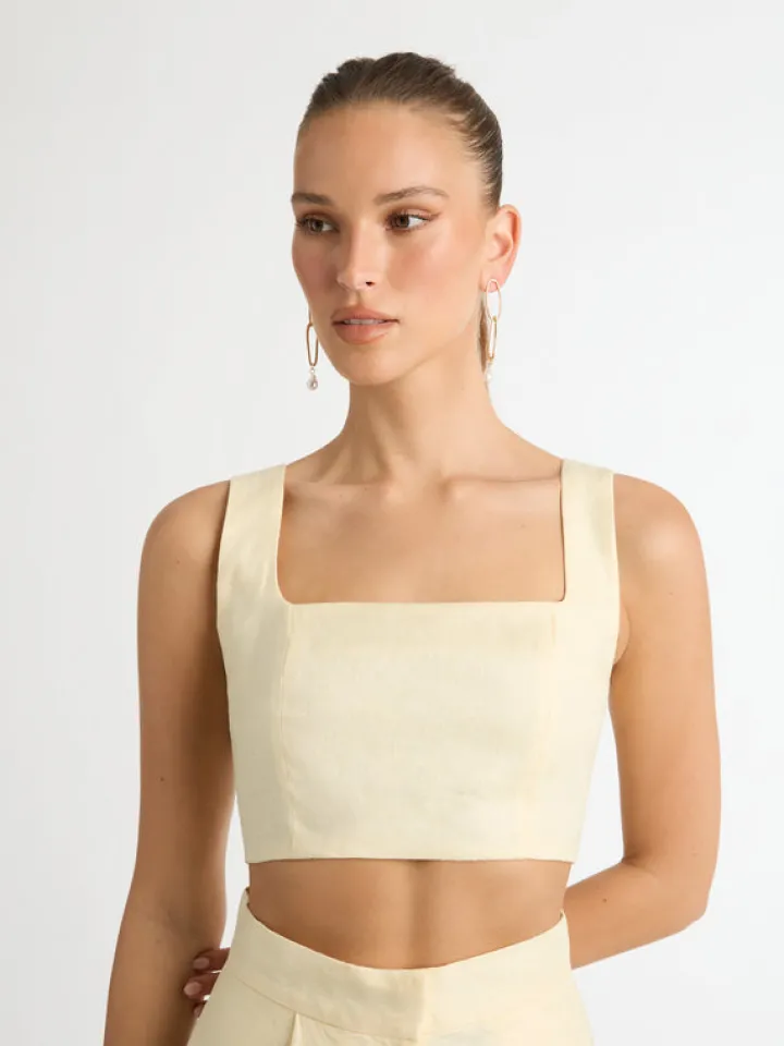 Woman SHEIKE Lexi Linen Crop Top