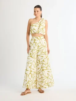 Woman SHEIKE Organics Linen Pant