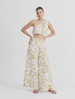 Woman SHEIKE Organics Linen Pant