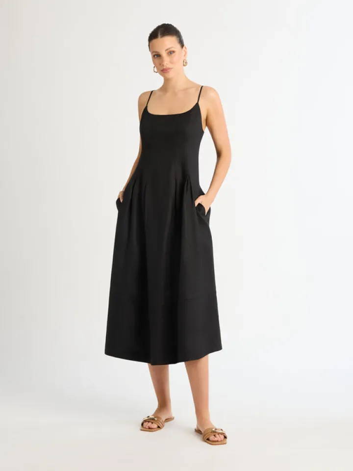 Woman SHEIKE Pisco Midi Dress