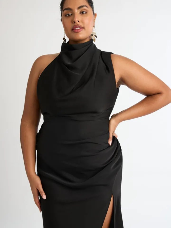 Woman SHEIKE Venus Maxi Dress
